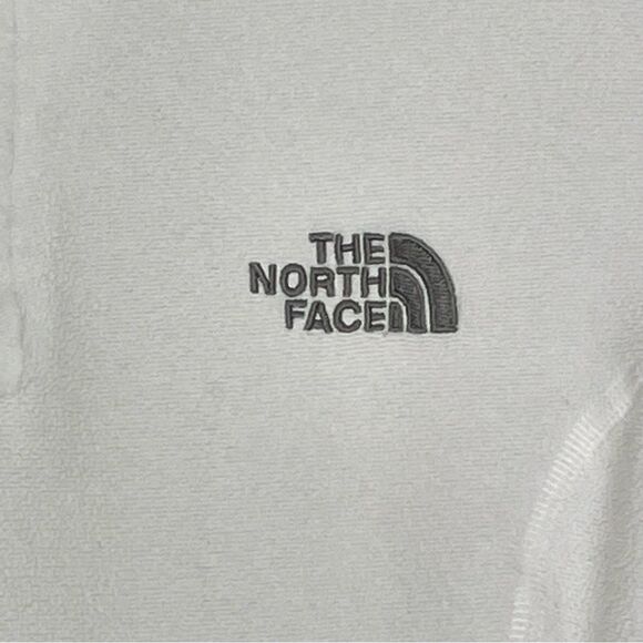 The North Face Lightweight White Fleece Pullover Quarter Zip Neckline, size Med - Picture 3 of 6